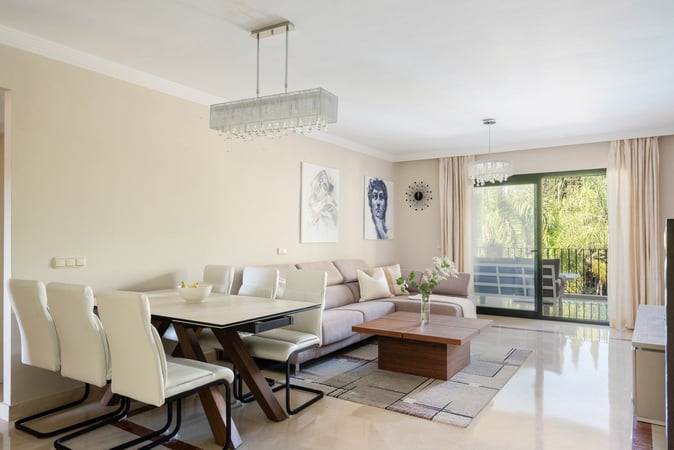 Apartment in Nueva Andalucia - view 1