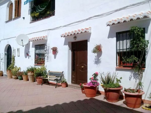 House in Competa - view 1
