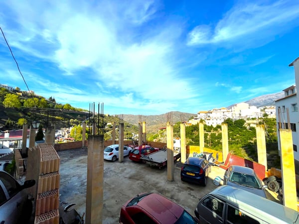 House in Competa - view 1