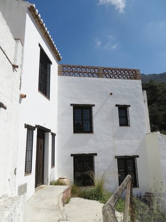 House in Competa - view 1
