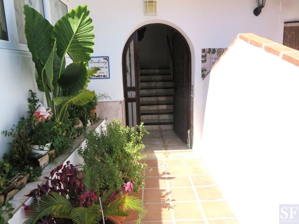House in Competa - view 1