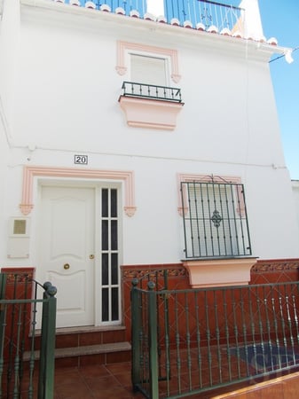 House in Competa - view 1