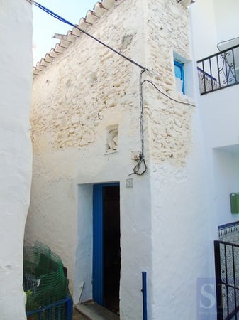 House in Archez - view 1