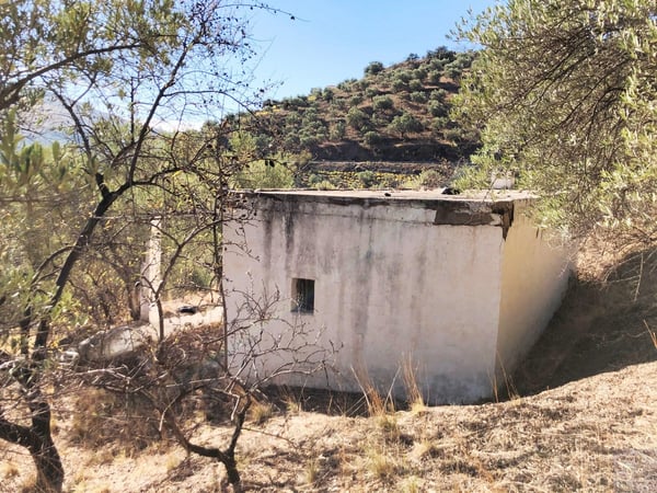 Villa in Archez - view 1