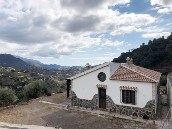 Villa in Competa - view 1