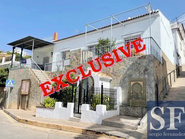 House in Competa - view 1