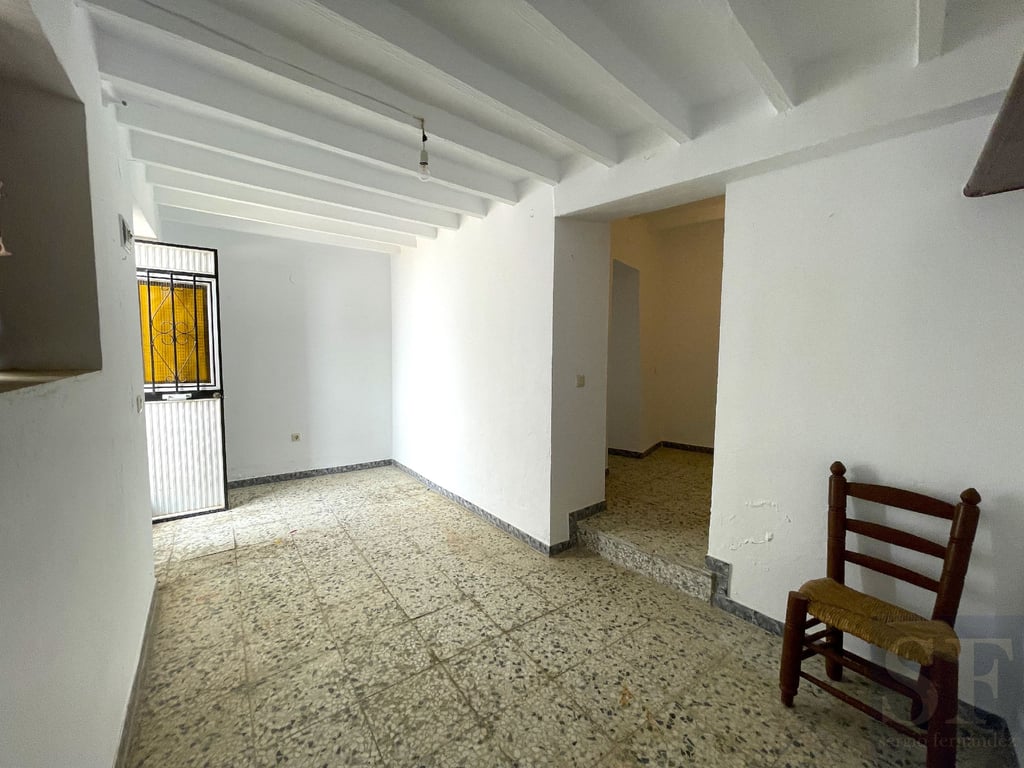 House in Sedella - Image 3