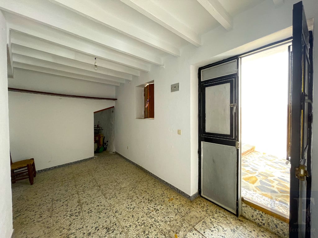 House in Sedella - Image 2