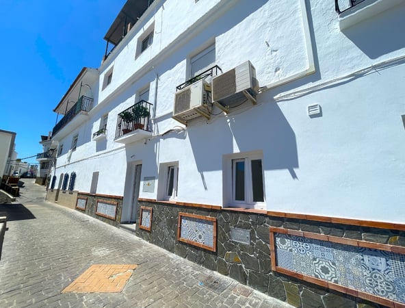 House in Competa - view 1