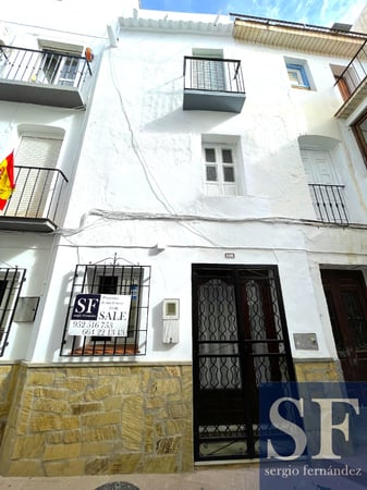 House in Competa - view 1