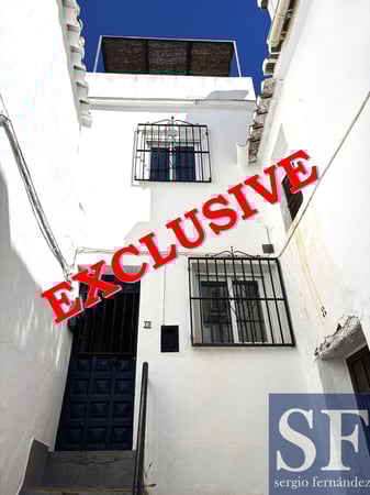 House in Competa - view 1