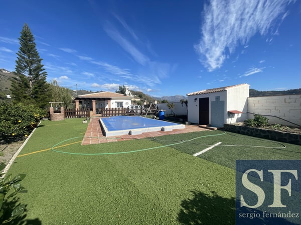 Villa in Competa - view 1