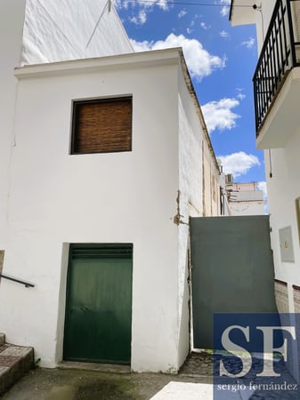 House in Competa - view 1