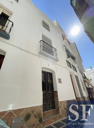 House in Competa - view 1