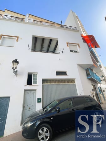 House in Competa - view 1