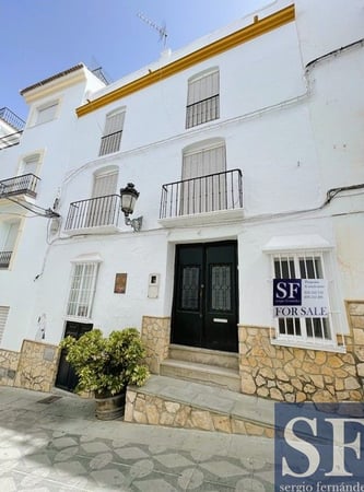 House in Competa - view 1