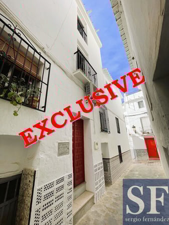 House in Competa - view 1