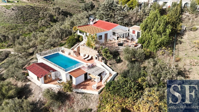 Villa in Competa - view 1