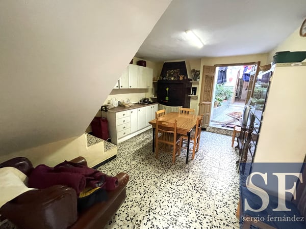 House in Canillas de Aceituno - view 1