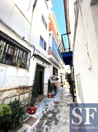 Apartment in Canillas de Aceituno - view 1