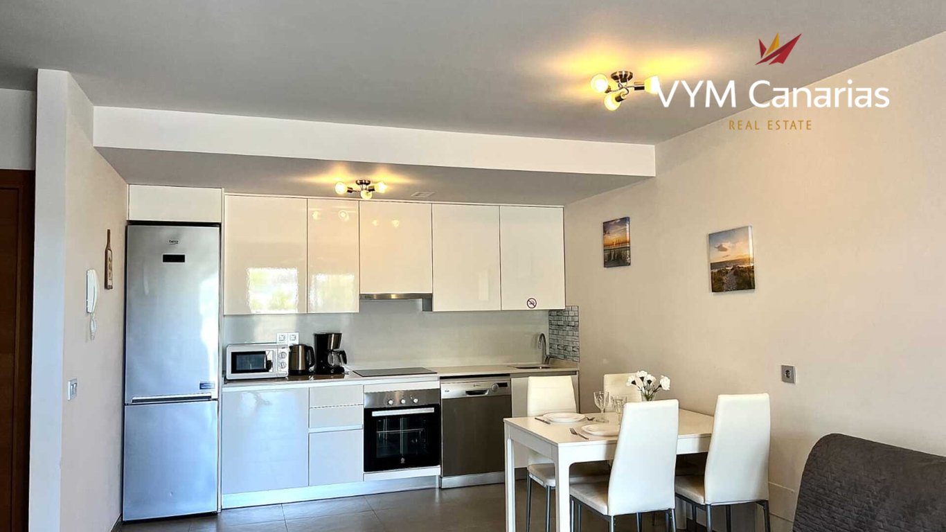 Apartment in El Medano - Image 2