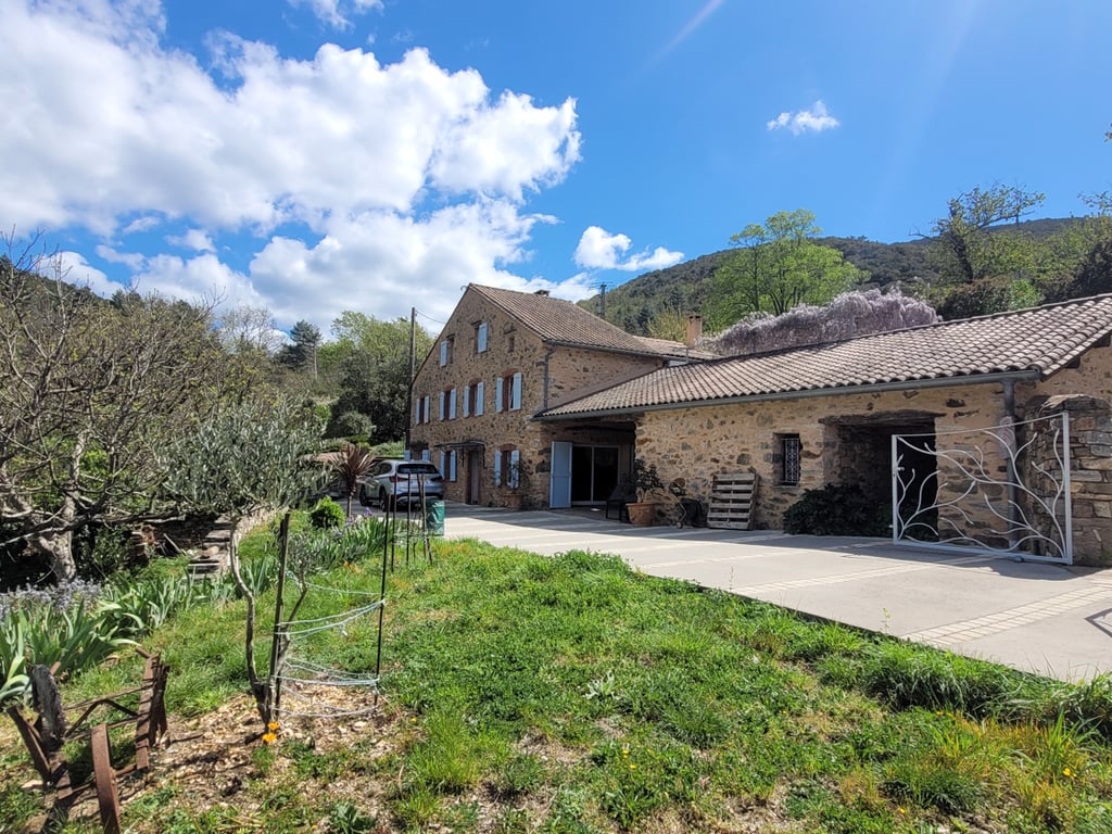 House in Olargues - Image 2