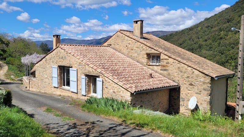 House in Olargues - view 1