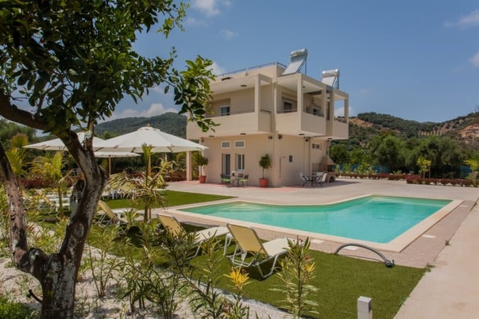 House in Theriso - view 1