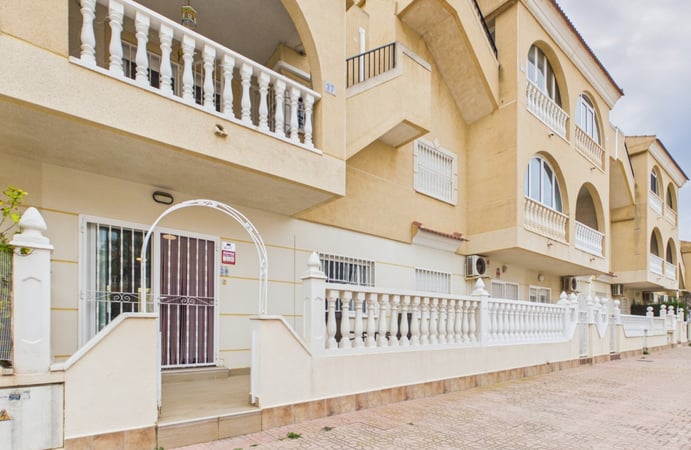 Apartment in Los Alcazares - view 1