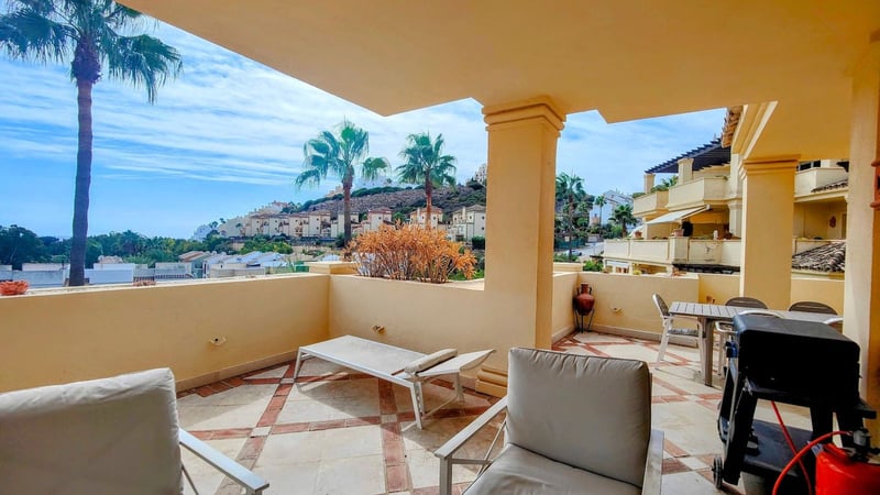 Apartment in Casares - view 1