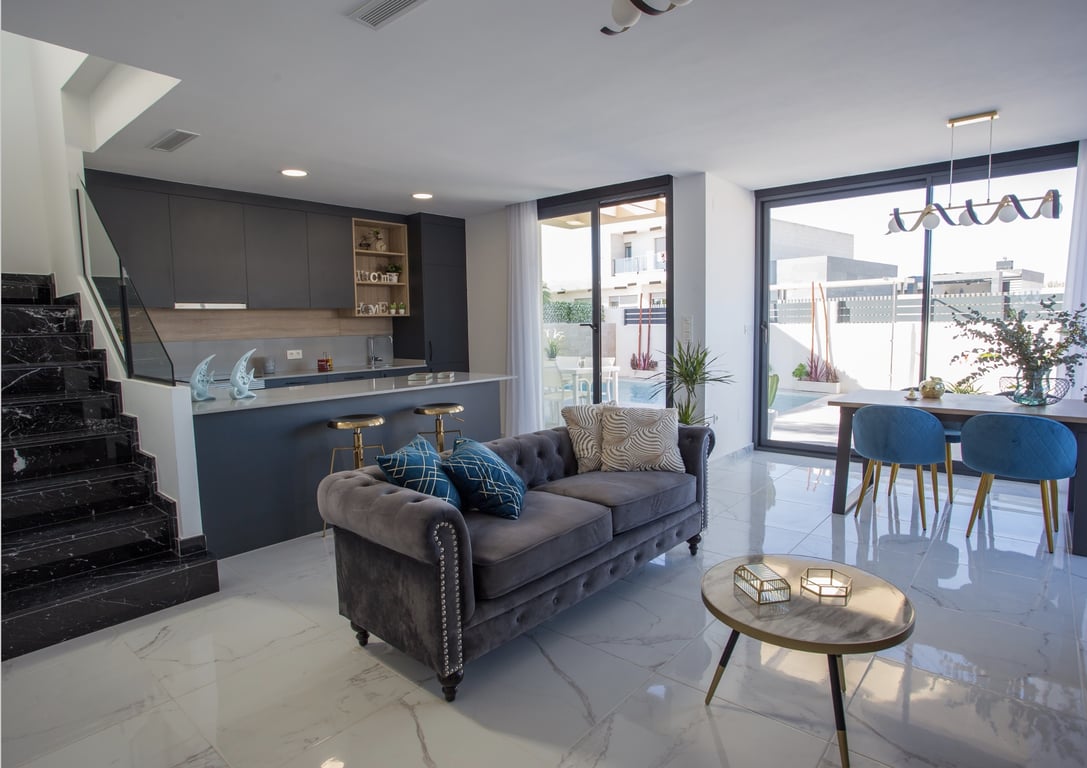 Villa in Los Montesinos - Image 2