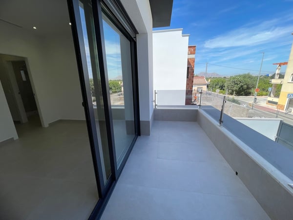 Villa in Heredades - view 1