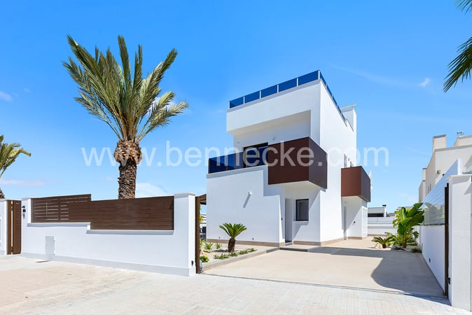 Villa in La Marina - view 1