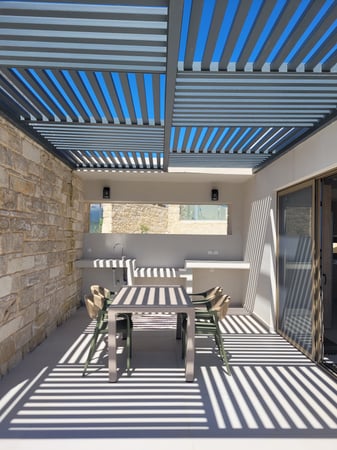 Villa in Sternes - view 1