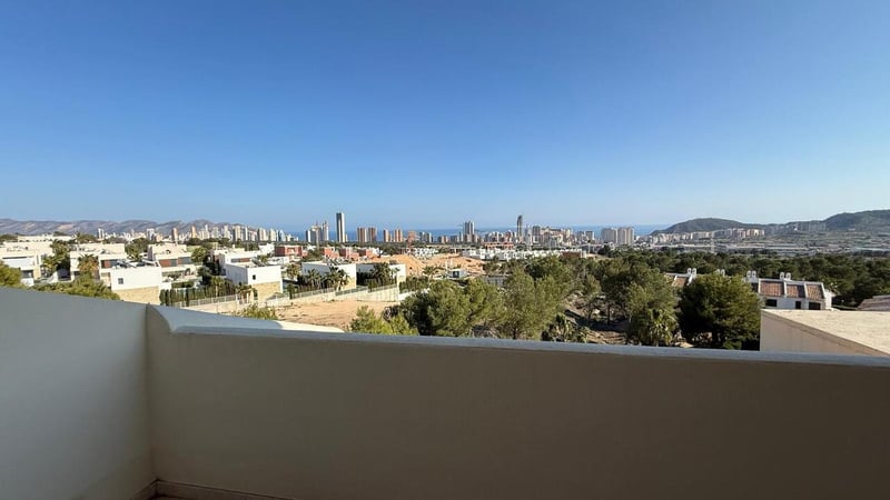 Apartment in Finestrat - view 1