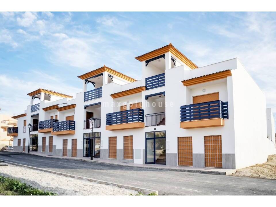 Apartment in Herrerias - Image 2