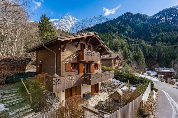 Chalet in Les Houches - view 1