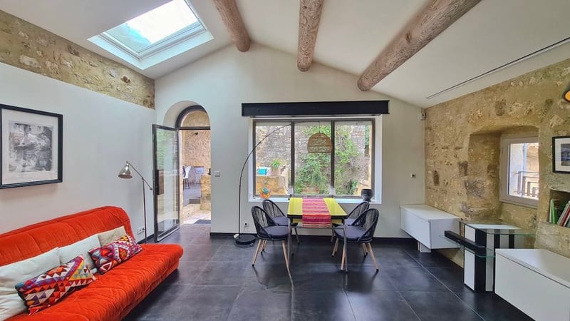 House in Uzes - view 1