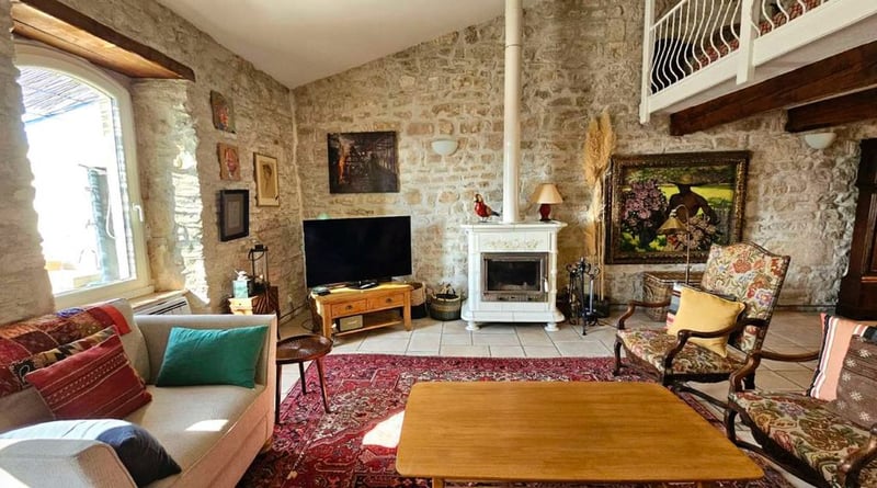 House in Vezenobres - view 1