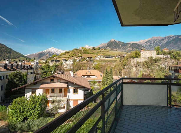 Villa in Merano/Meran - view 1