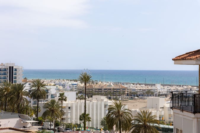 Apartment in Benalmadena - view 1