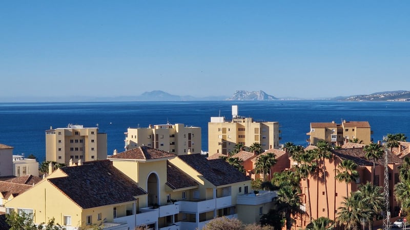Penthouse in Estepona - view 1