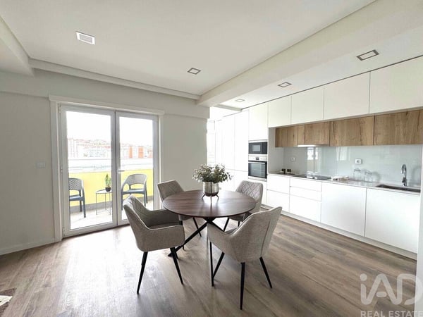 Apartment in Benfica - view 1