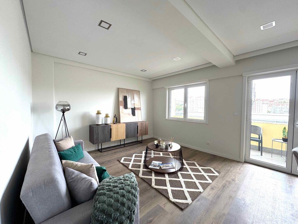 Apartment in Benfica - Image 2