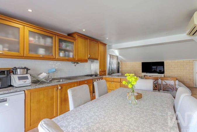 Apartment in Almada - view 1