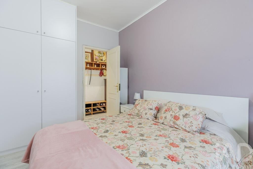 Apartment in Almada - Image 3
