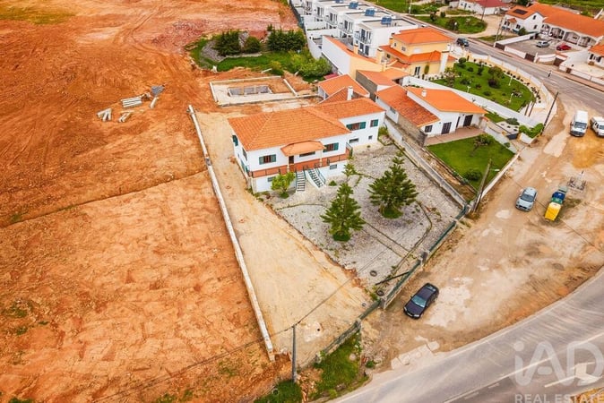 House in Pero Moniz - view 1