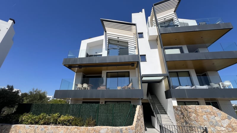 House in Los Dolses - view 1