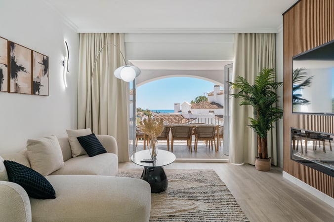 Apartment in Benahavis - view 1