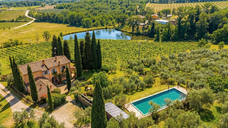 House in Cennina - view 1